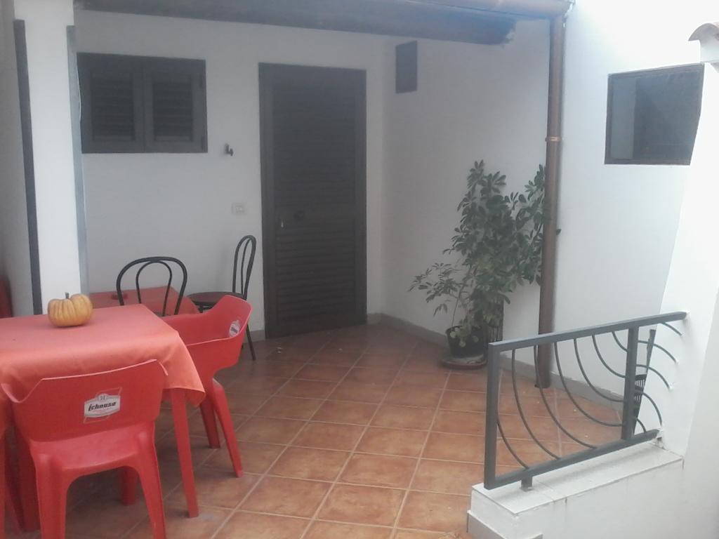 B&B Domo De Pedra Tottubella Kültér fotó